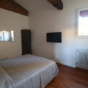  Appartamento Immerso Tra Le Mura Bolognesi